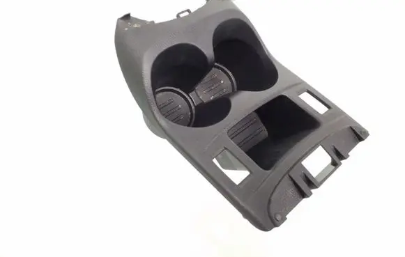 Cup holder front