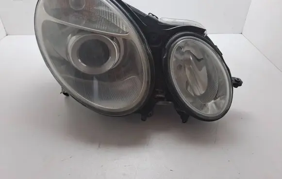 Mercedes-Benz E W211 Headlight/headlamp A0028202426