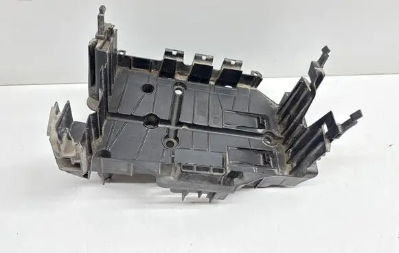 Peugeot 508 Battery tray 9686469580