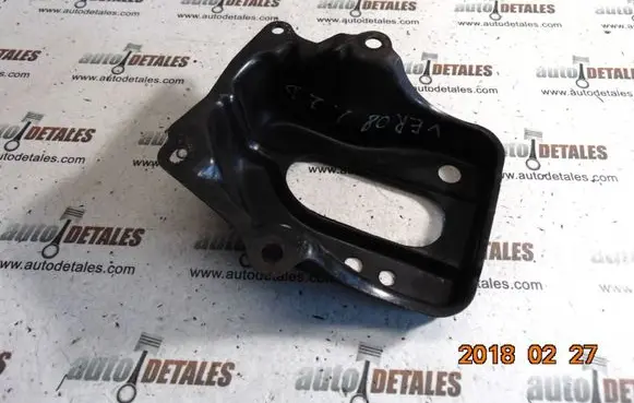 Toyota Corolla Verso AR10 Battery bracket 