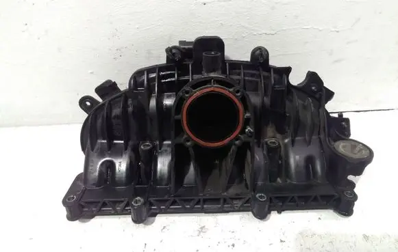 Ford Fiesta Intake manifold BM5G9424E