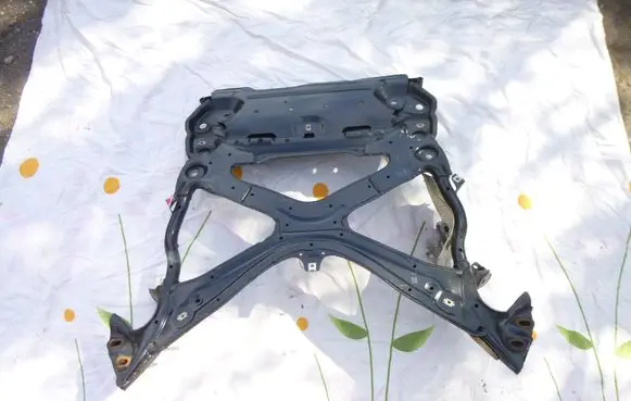 Audi A4 S4 B9 Front subframe 8W1399347H D9403204
