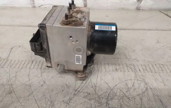 Volkswagen PASSAT B6 ABS Pump 3C0614109AE