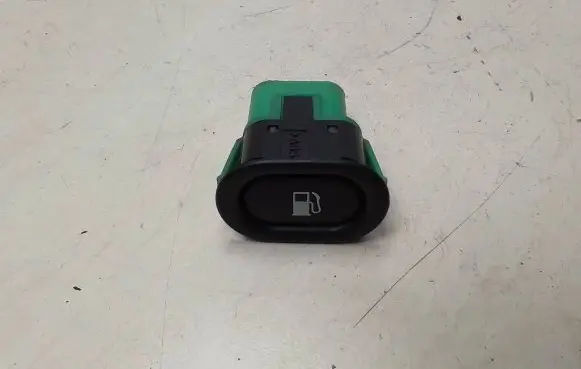 Saab 9-5 Fuel tank opening switch 4617544 156797