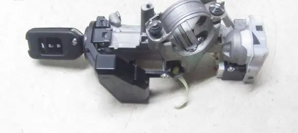 Honda CR-V Ignition lock