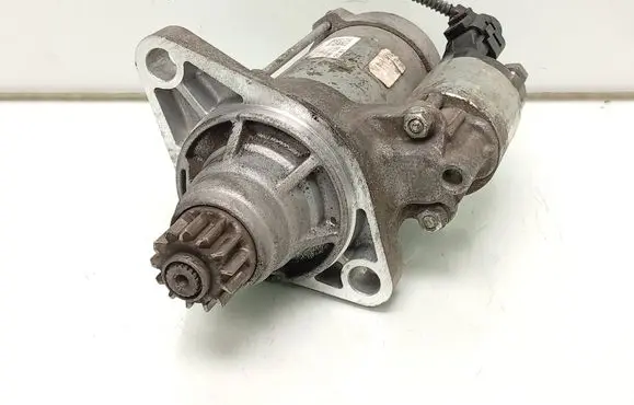 Volkswagen Golf VII Starter motor 0AM911024A