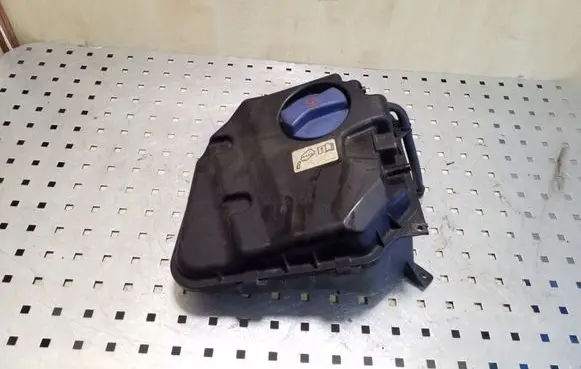 Volkswagen Touareg I Coolant expansion tank/reservoir 7L0121407E