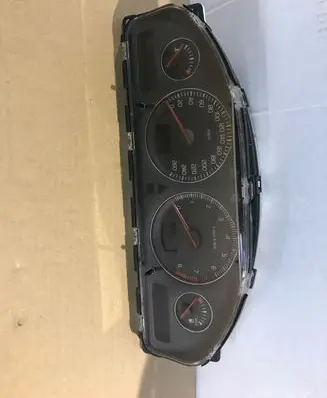 Volvo V70 Speedometer (instrument cluster) 30746097 8602882 6959469