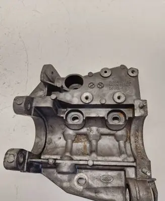 Land Rover Range Rover Evoque L538 Engine mounting bracket GJ324H473AC D01KA1