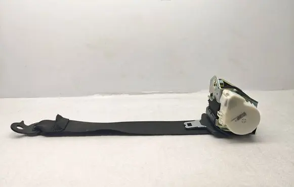 BMW 7 F01 F02 F03 F04 Middle seatbelt (rear) 34048295A