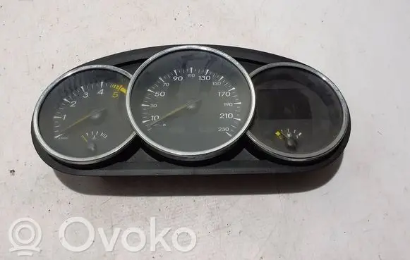 Renault Fluence Speedometer (instrument cluster) 248104763R