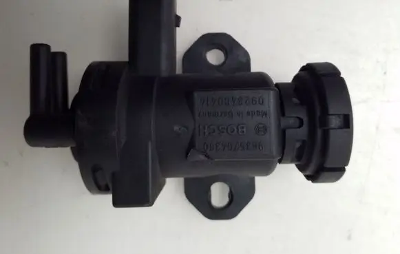 Citroen C5 Turbo solenoid valve 9635704380