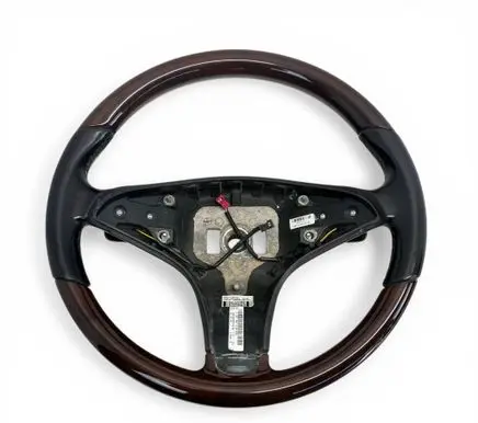 Mercedes-Benz E C207 W207 Steering wheel A2074601003 A20746010039E38 A20487090589107