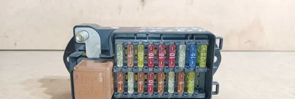 Jaguar XJ X300 Fuse module LNA2800FB 2800FB 518154000