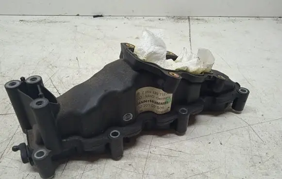 Audi A5 8T 8F Intake manifold 059129712