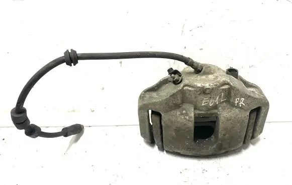 BMW 5 E60 E61 Front brake caliper 3030324