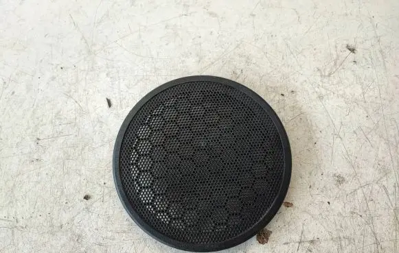 Renault Trafic II (X83) Rear door speaker cover trim 7700842163