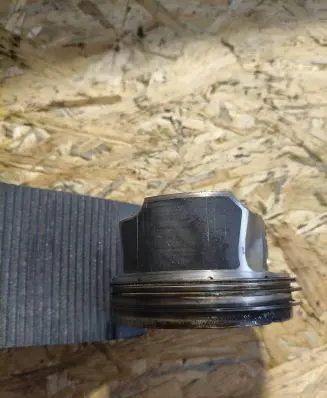 Audi A4 S4 B9 Piston 082316
