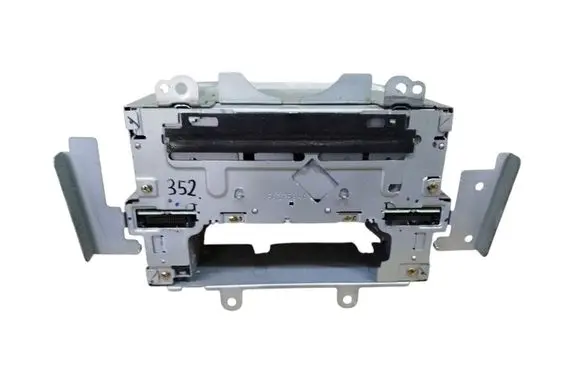 Mazda 6 Radio/CD/DVD/GPS head unit GJ6J66DSXE02