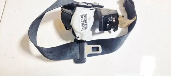 Rear seatbelt