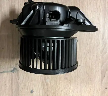 Peugeot Partner Heater fan/blower 6441S0 56117968