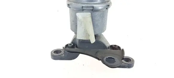 Ford Mondeo MK V Engine mount bracket HL8023 HL8023F1