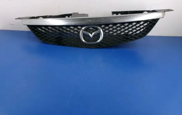 Mazda 323 Front grill