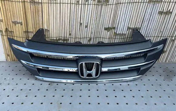 Honda CR-V Front grill