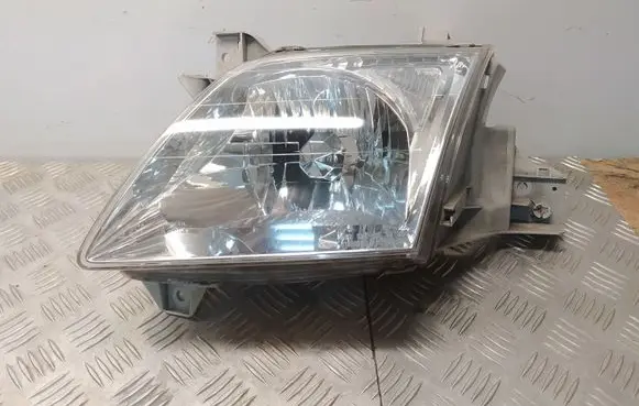 Mazda MPV Headlight/headlamp