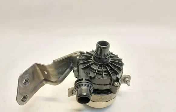 Mercedes-Benz GLC C254 Water pump A0005000801JLK01