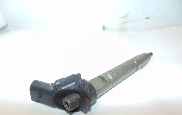 Mercedes-Benz ML W164 Fuel injector A6290700287