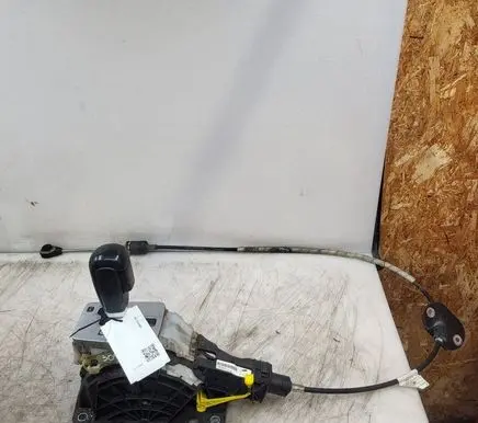 Volvo V60 Gear shifter/selector 30759122