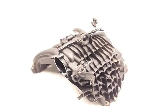 BMW 1 E81 E87 Intake manifold 7602062 1177602062