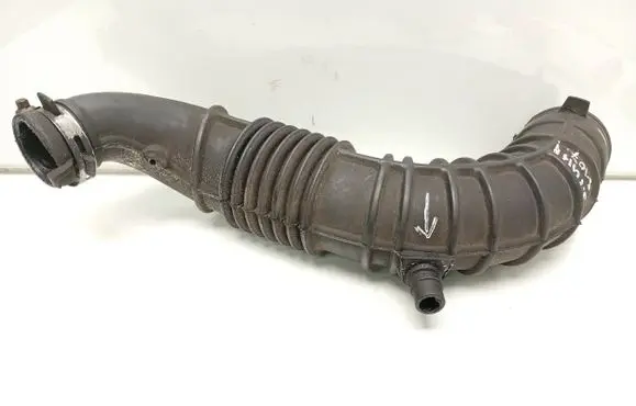 Renault Kangoo II Turbo air intake inlet pipe/hose 8200500384