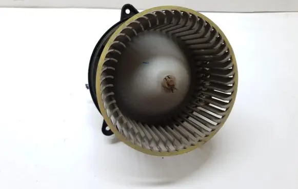 Mazda 323 Heater fan/blower 894000-0