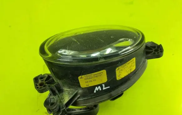 Mercedes-Benz ML W164 Front fog light A1648201556