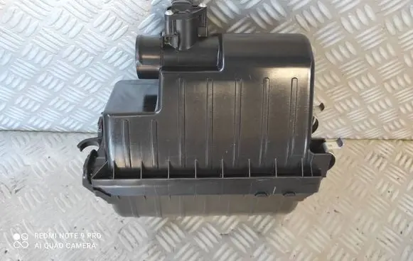 Mitsubishi Space Star Air filter box 1500A570 SX014900-551