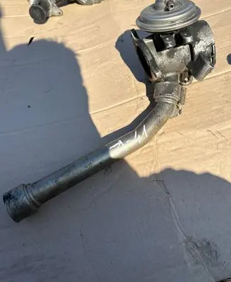 Mercedes-Benz ML W163 EGR valve A6110900754