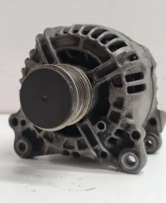 Volkswagen Caddy Generator/alternator 06F903023F 0124525091