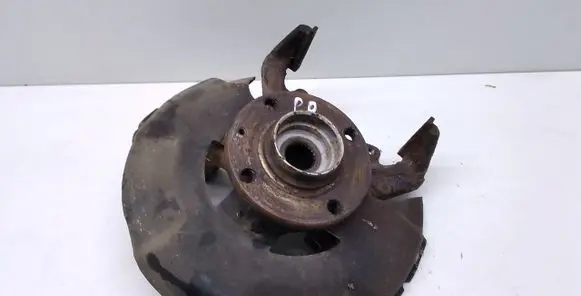 Volkswagen Golf II Front wheel hub