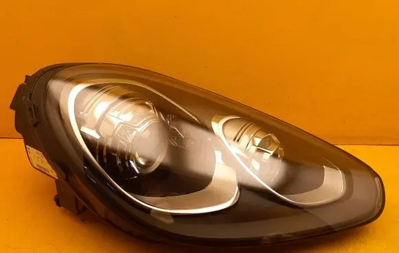 Porsche Cayenne (9PA) Headlight/headlamp 7P5941752H