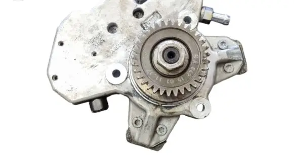 Mercedes-Benz GLE (W166 - C292) Fuel injection high pressure pump A6420107707 A64215011117