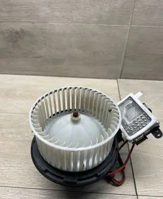 Mercedes-Benz C W204 Heater blower motor/fan resistor A2128702110 V7191003 5HL01038411