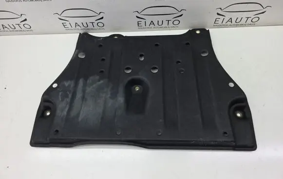 KIA Sorento IV Engine splash shield/under tray 62408P2000