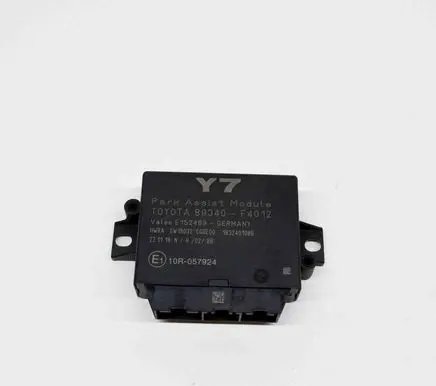 Toyota C-HR I Parking PDC control unit/module 10R057924 E152489