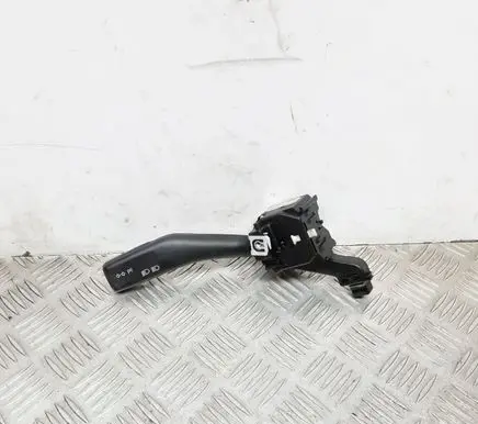 Volkswagen Golf V Indicator stalk 1K0953513 0UB0407D ANP80H012A