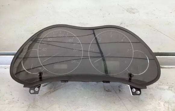 Toyota Avensis T250 Speedometer (instrument cluster) 8380005C00C