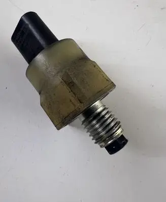 Suzuki Ignis Oil pressure sensor 6PP01420900 53S0 0910