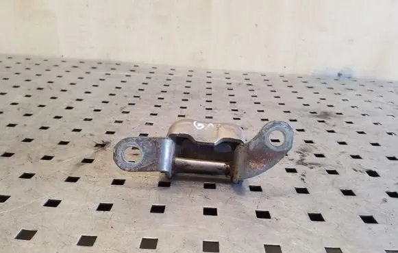 Toyota Yaris Rear door upper hinge