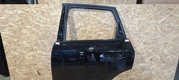 Audi Q5 SQ5 8R Rear door C04320